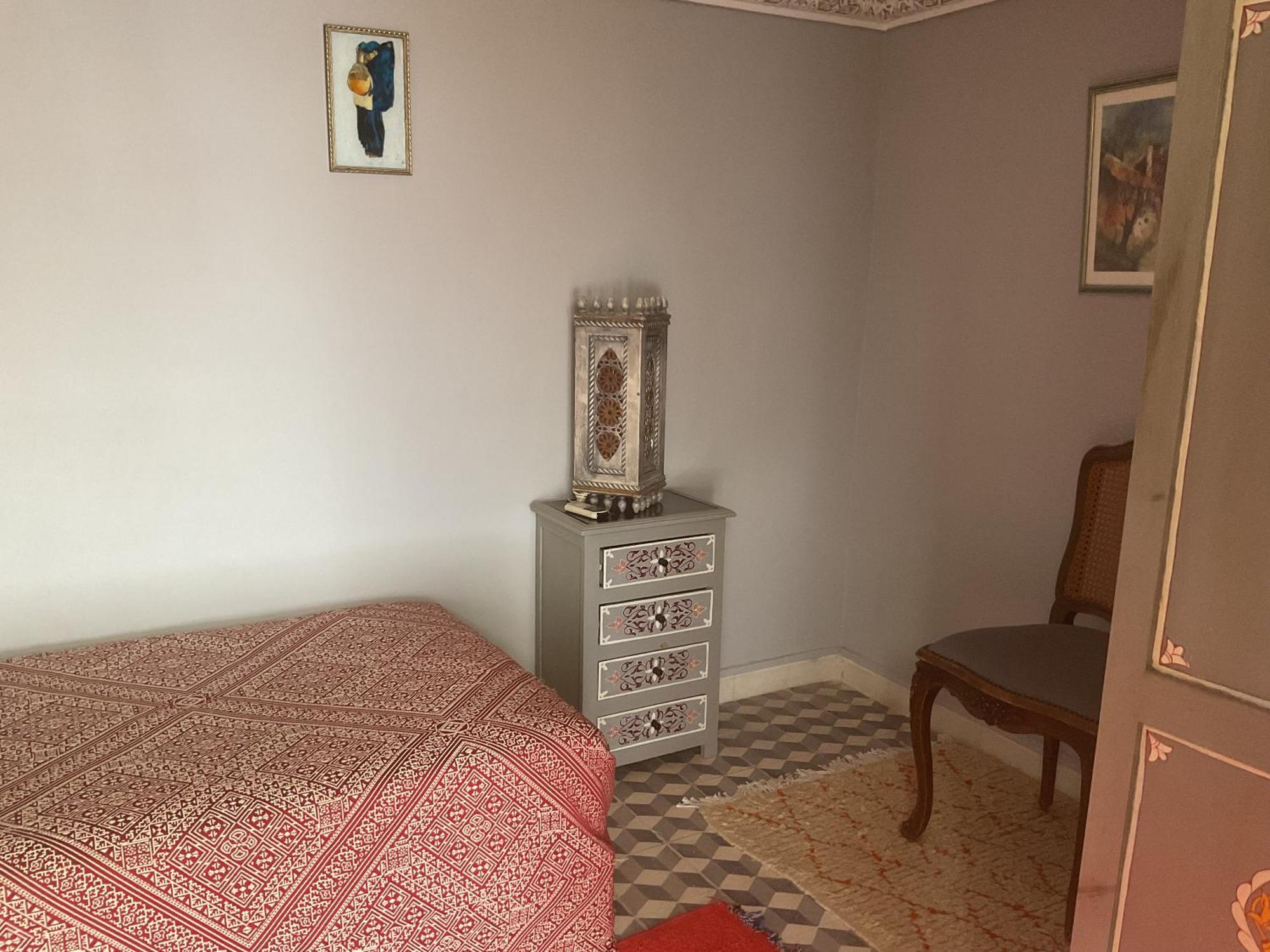 Syba Pensión 3*